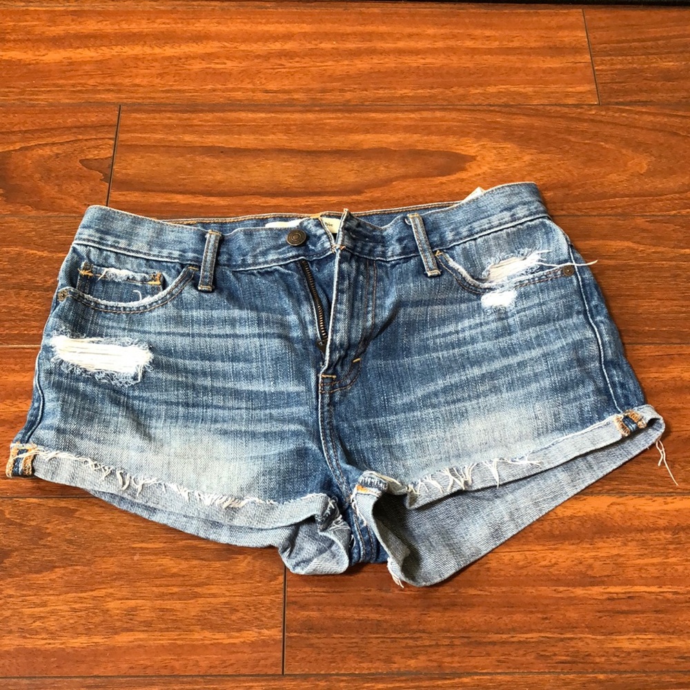 Abercrombie & Fitch distressed jean shorts